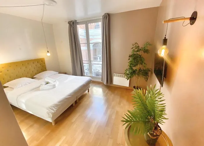Appartement Service - Vue Sur Le Musee - Paris 5 - Flat-Guest